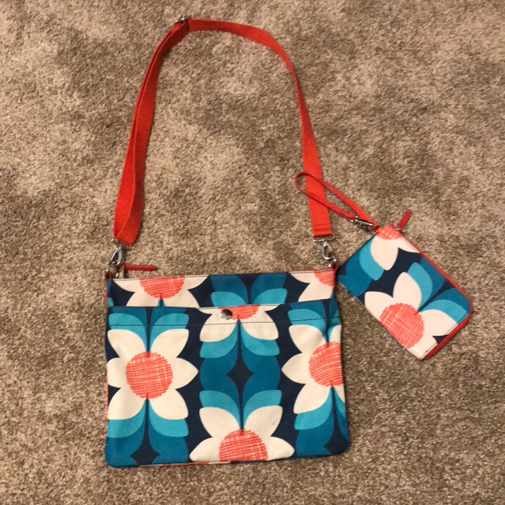 Fossil crossbody purse and wristlet